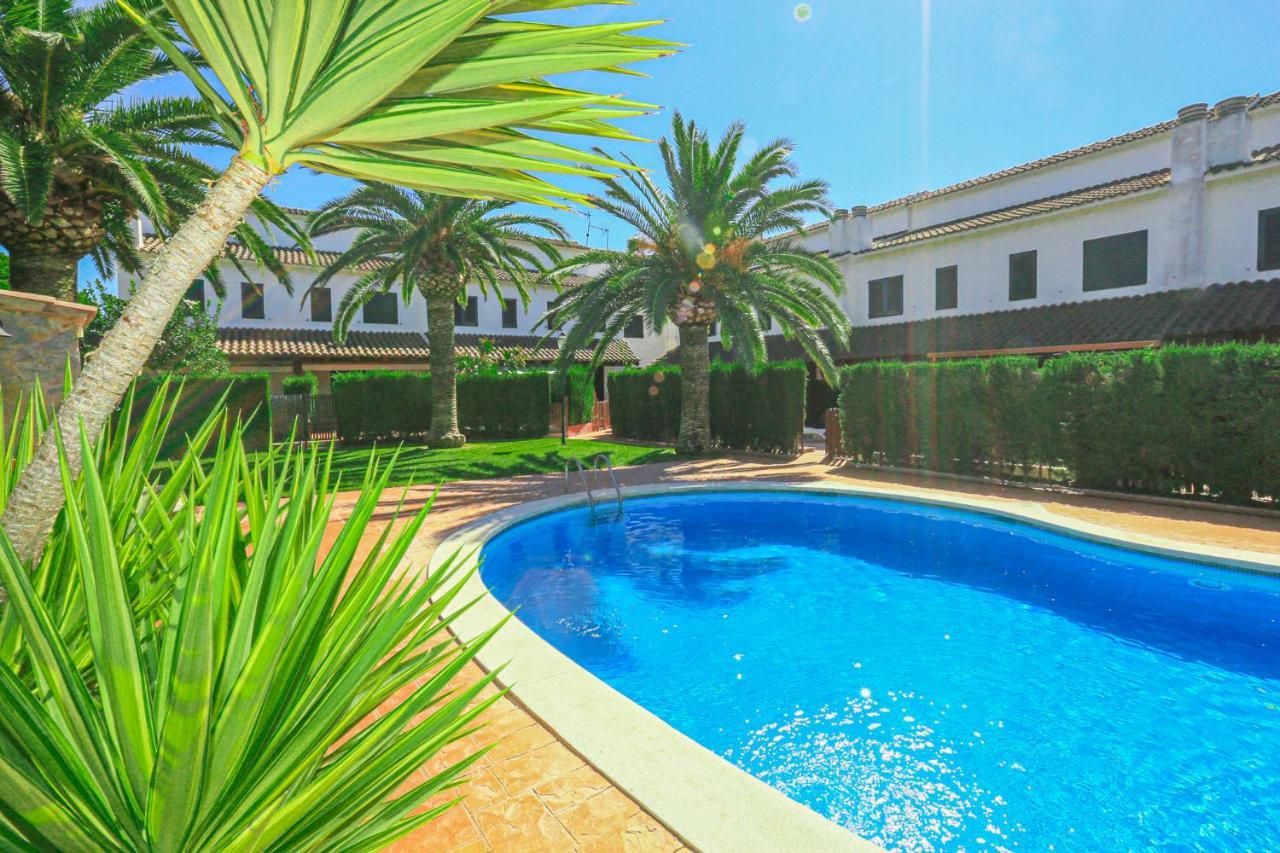 Calderon De La Barca - Only Families Villa Cambrils Exteriör bild