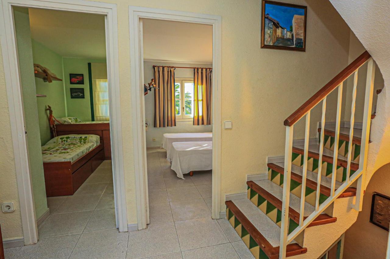 Calderon De La Barca - Only Families Villa Cambrils Exteriör bild
