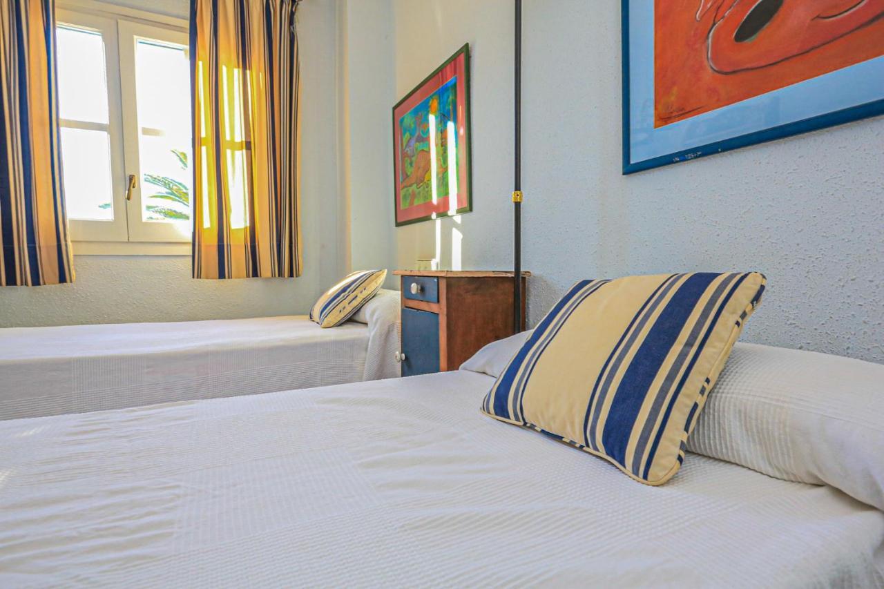Calderon De La Barca - Only Families Villa Cambrils Exteriör bild
