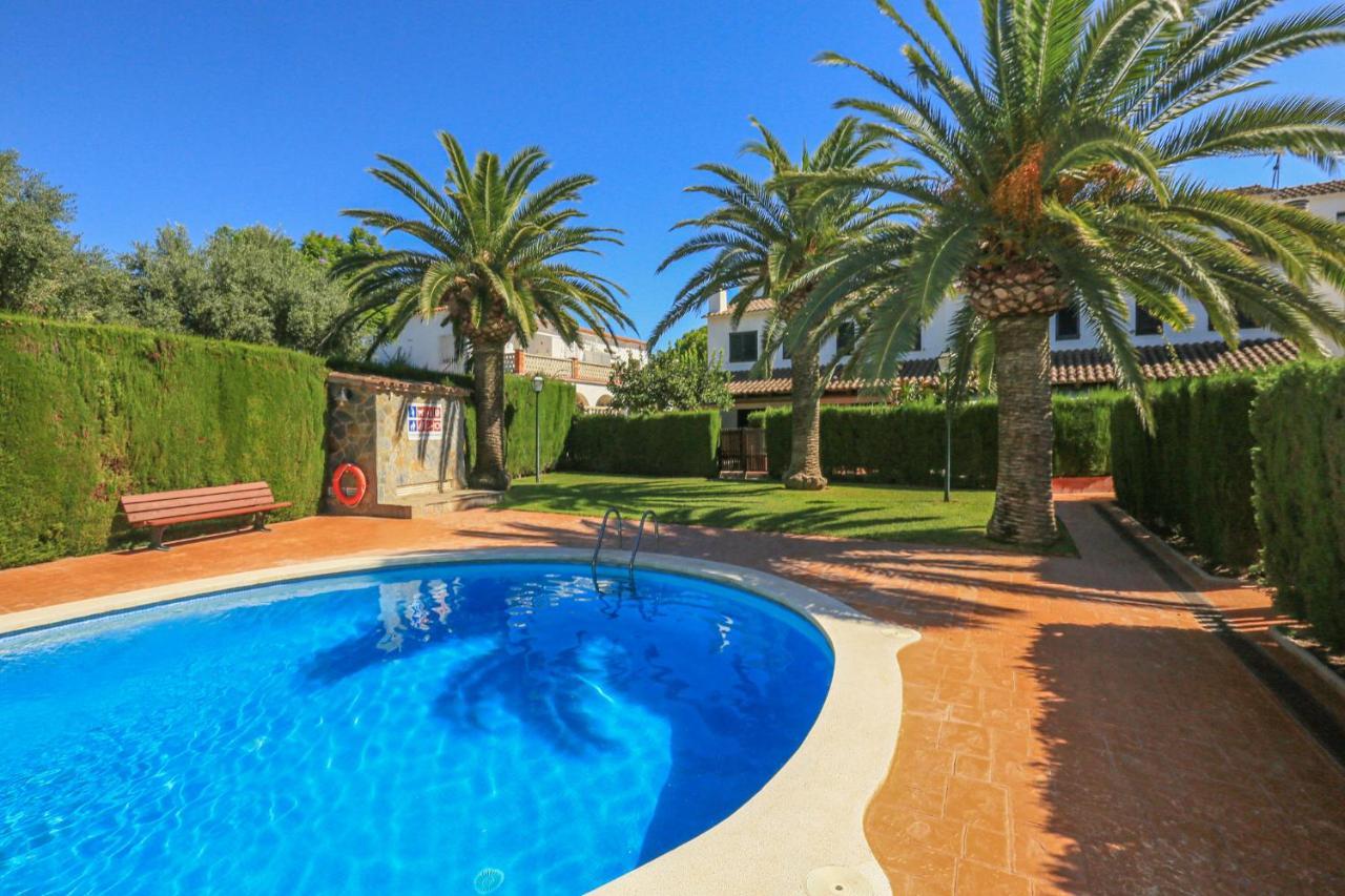 Calderon De La Barca - Only Families Villa Cambrils Exteriör bild