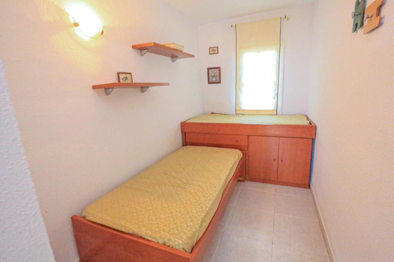 Calderon De La Barca - Only Families Villa Cambrils Exteriör bild