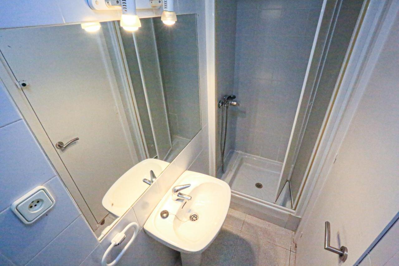 Calderon De La Barca - Only Families Villa Cambrils Exteriör bild
